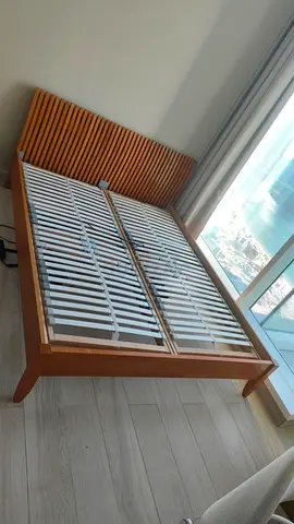 Wooden storage Queen Bed Frame with Slatted Headboard