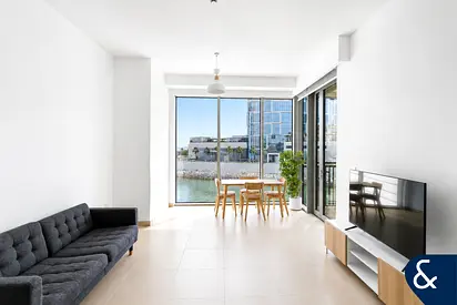 Fully Furnished | Vacant | Canal Views