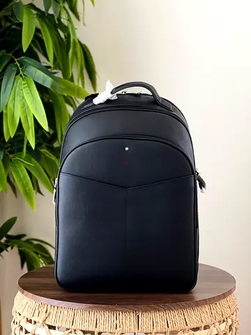 MontyBlack Minimalist Backpack –