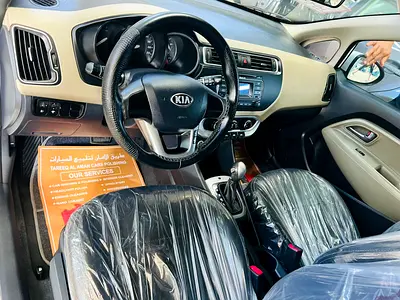 2016 KIA RIO 照片 11