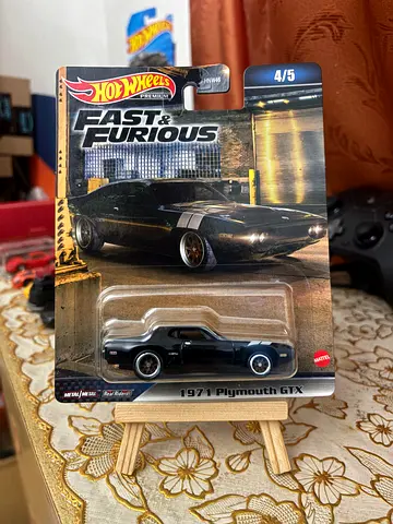 Hot wheels premium