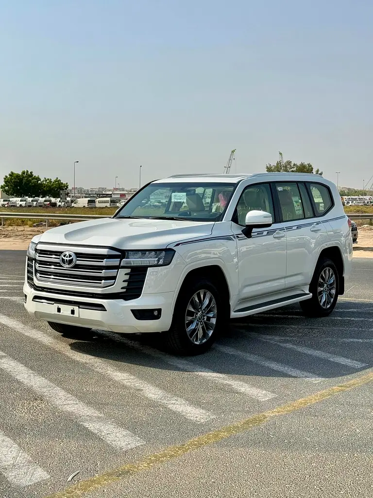 Toyota Land Cruiser 2026 — photo 1 of 20