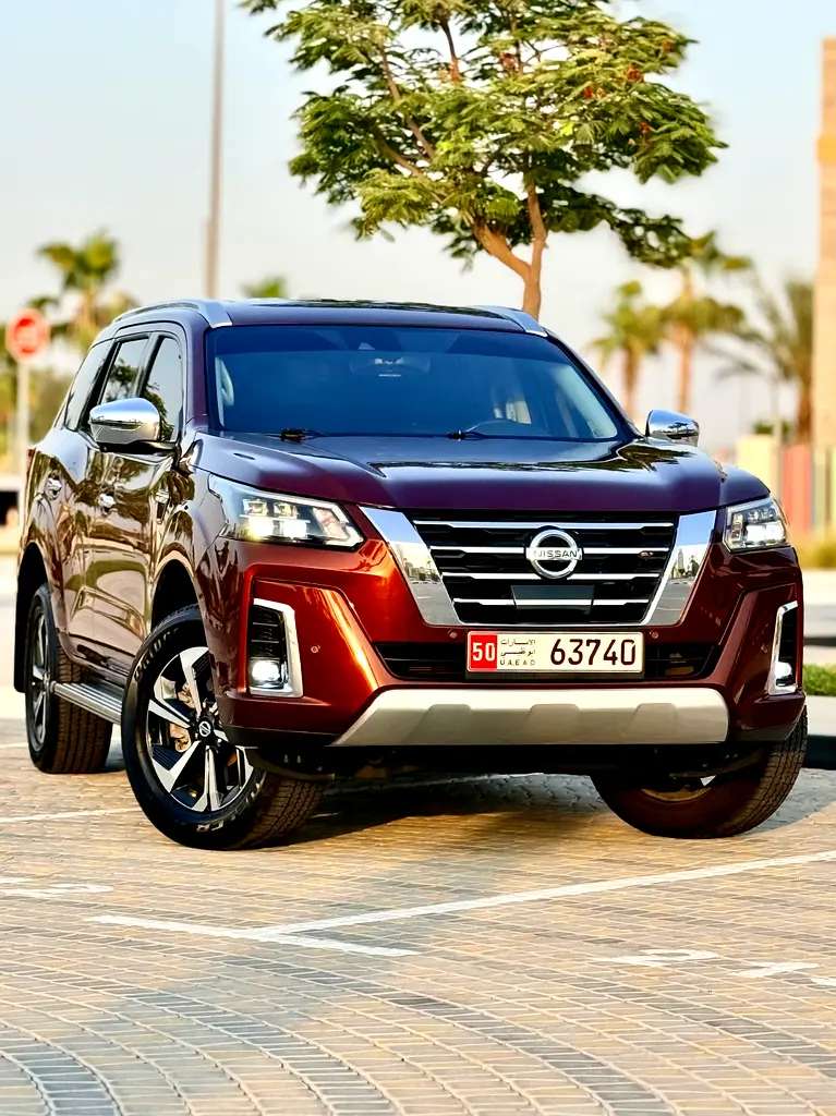 Nissan Xterra 2022 — photo 1 of 19