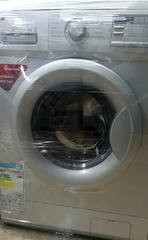 Front-load washing machine in good condition - 7kg