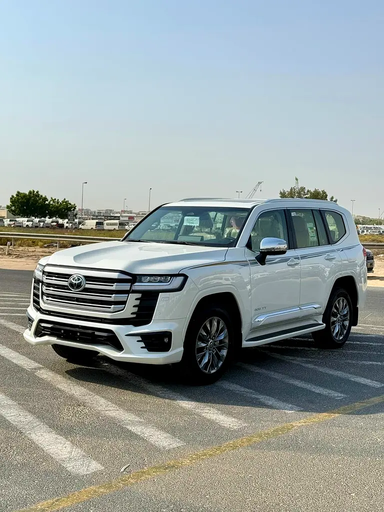 Toyota Land Cruiser 2026 — photo 1 of 20
