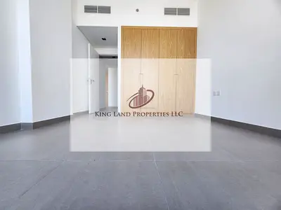 شقة عائلية مكونة من غرفتي نوم وصالة | تصميم واسع