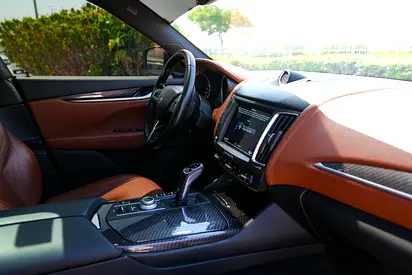 2019 Maserati LEVANTE — фото 10