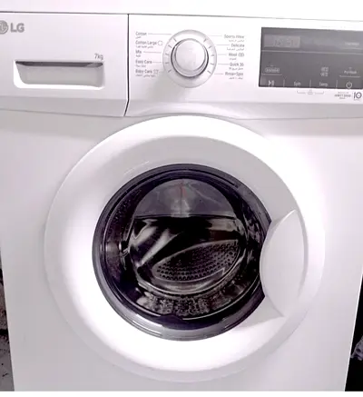 Front Load 7kg Washing Machine - Good Working Condition