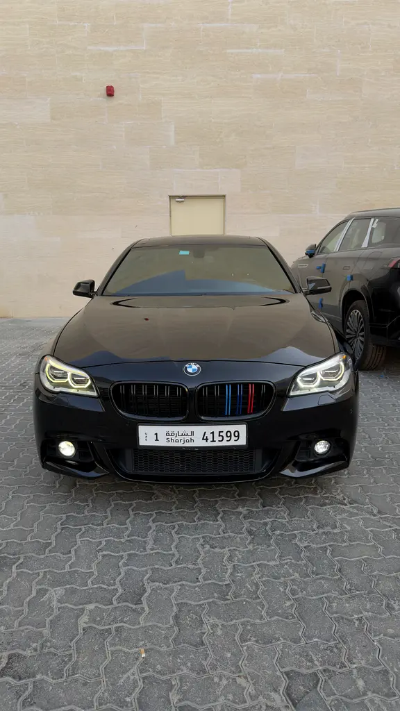 BMW 5-Series 2015 — photo 1 of 19