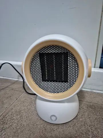 Compact Portable Ceramic Space Heater - White (Good Working Condition)