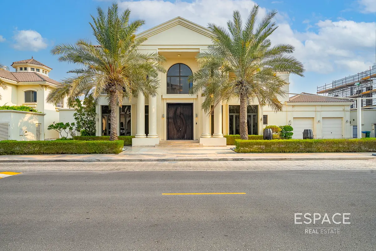 Rare Waterfront Double Villas on Palm Jumeirah