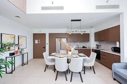 Large Layout I Fully Furnished I High Floor