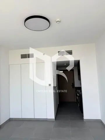 📞 Available now for AED 38,000 per year with flexible payments 4. Contact us today to arrange a viewing! 🔑✨