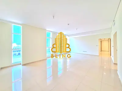 Alluring 3BHK With 2 Basement Parking & All Amenities