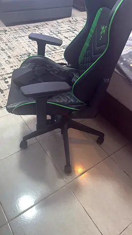 Black  Green Gaming/Office Chair with Footrest - Good Condition