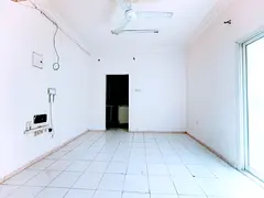 Spacious Studio with small balcony,6 cheque payment for family