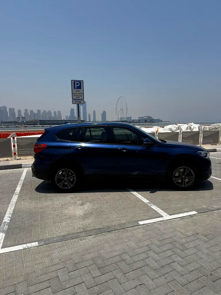 BMW X1 2019 — photo 1 of 10