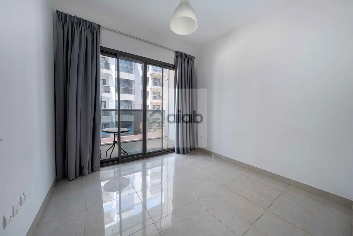 Prime Location | Vacant | Semi Furnished