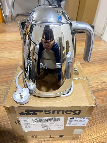 Smeg kattle silver  Excellent condition