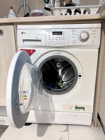 LG Front Load Washing Machine - 7kg, Good Working Condition