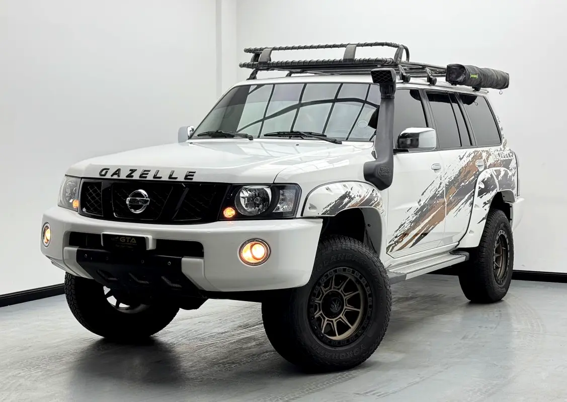 Nissan Patrol Safari 2021 — photo 1 of 17