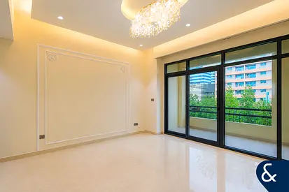 3 Bedrooms | Vacant on Transfer | Upgraded