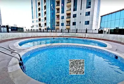 فرصة لا تعوض للبيع باقل من سعر الوحده شقة بابراج الاورينت اطلالة خور غرفتين وصاله وتلاته حمام وبلكونتين بتكيف مركزي ومساحة واسعه جدا بسعر لا يقاوم