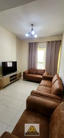 شقة مميزه جدا | غرفه و صالة للايجار السنوي | الحميديه 1 | قريبه لكل الخدمات