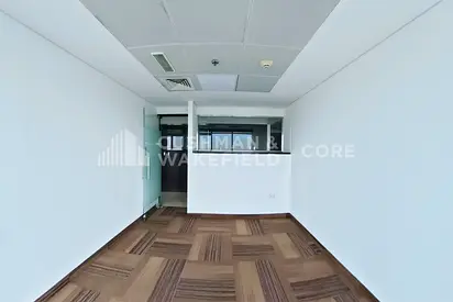 Fitted Office | Prime Location | DED License
