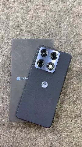 Motorola signature flagship phone with box - good condition