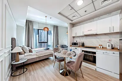 Stylish Studio | Beach & Marina Views