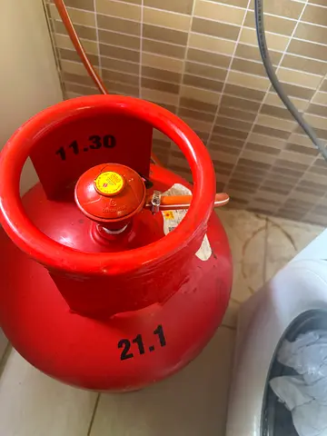 Big Red gas cylinder for home in Dubai