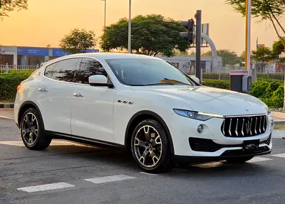 2020 Maserati LEVANTE 照片 2