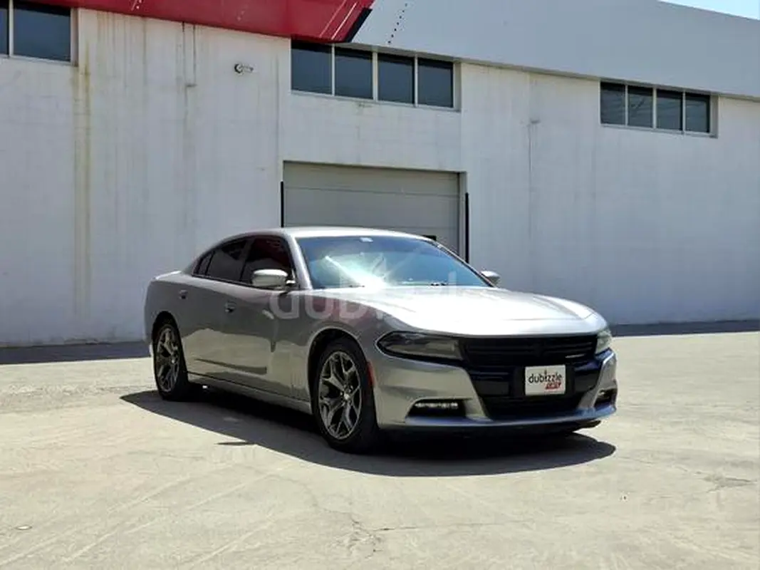 Dodge Charger 2015 — photo 1 of 13