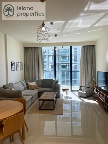 Fully Furnished | Pristine 1-Bed | Sea view