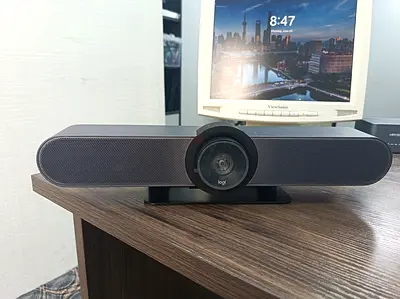 Logitech Meetup