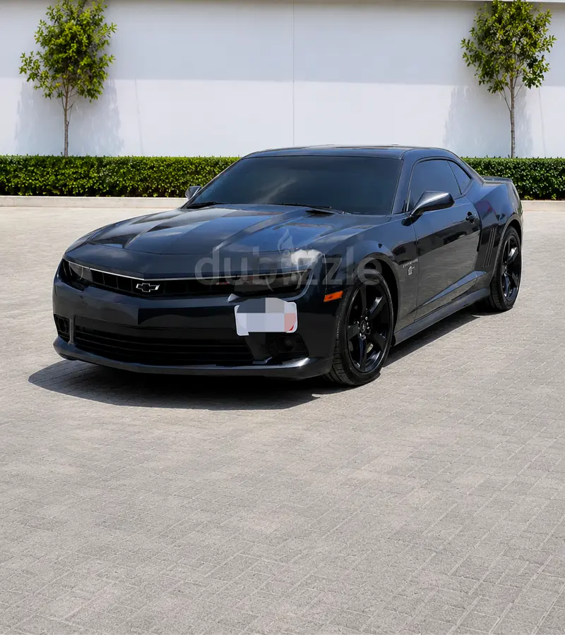 Chevrolet Camaro 2015 — photo 1 of 13