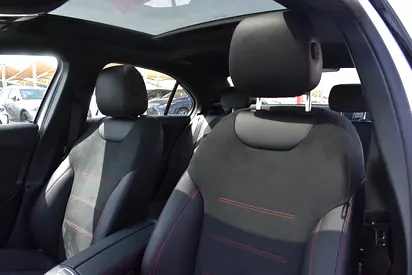 Mercedes-Benz A-Class A 220 4MATIC, миниатюра 10