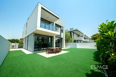 Good Location | First Tenancy | Huge Plot