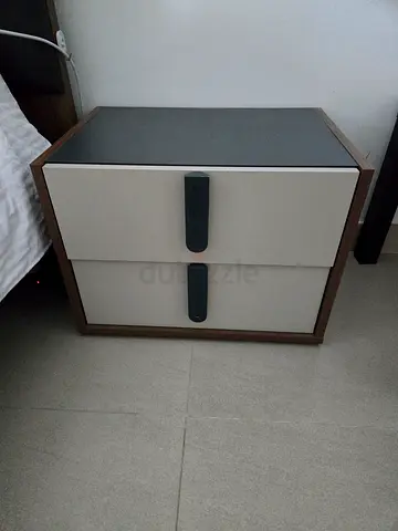 Bed side table