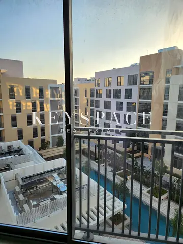 Affordable Luxury | Prime Connected Location | Resale