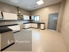 LUXURY BRAND NEW 5BEDROOM VILLA WITH SPARTE Majlis All master room Maid room waderobe balcony ready
