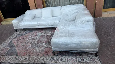 Like new condition Natuzzi L Shape Original Sofa Beige Excellent condition