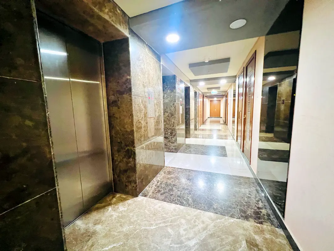 gallery-image