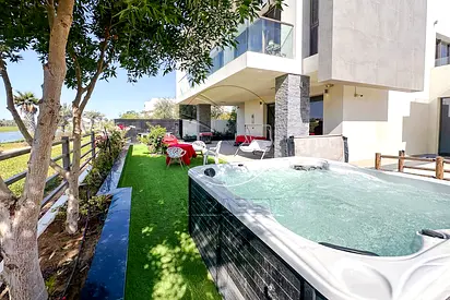 Single Row Corner | Golf Course View | Type 4F