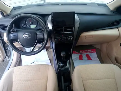 2021 Toyota YARIS 照片 12