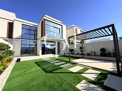 Single Row 3BR + Maid | Tranquil Green Surroundings