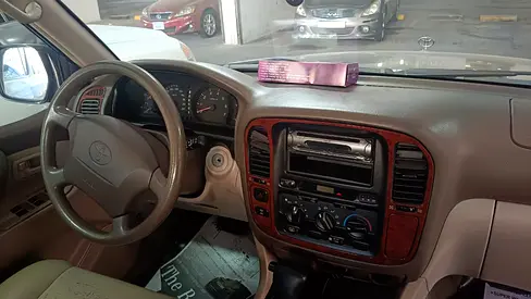 Toyota Land Cruiser GXR 2002 | GCC Specs | Reliable 4x4