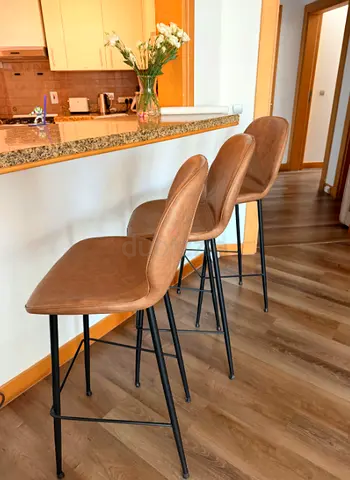 Modern Bar Chairs – Set of 3 – Excellent Condition