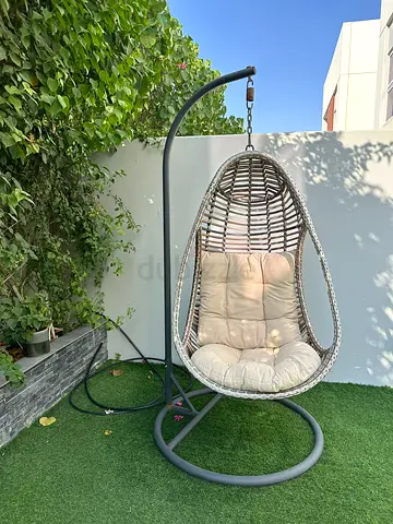 Hanging Egg Chair with Cushions
